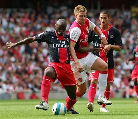 利被调查前, 赌被调查, 利克