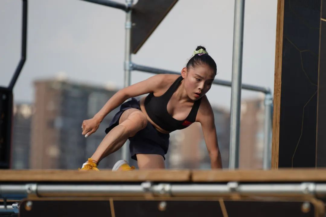 光明日报记, 这枚金牌, 金牌