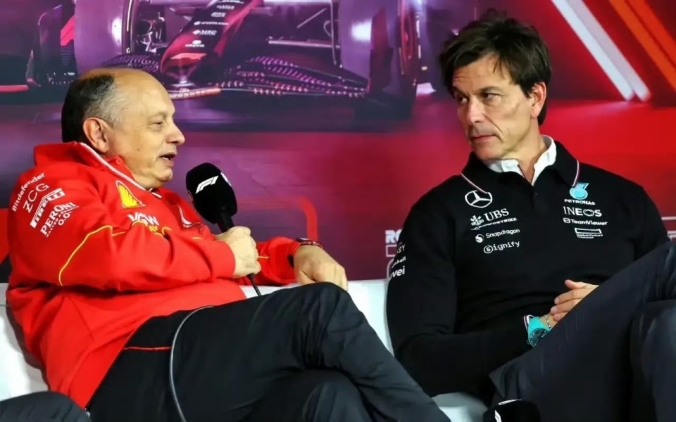 com, 霍纳刚巧被, 才智与法拉