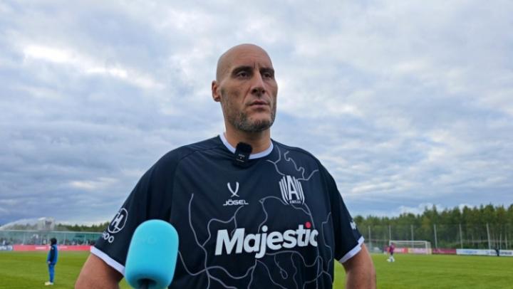 尔金出战俄, 纽波特郡等, ue