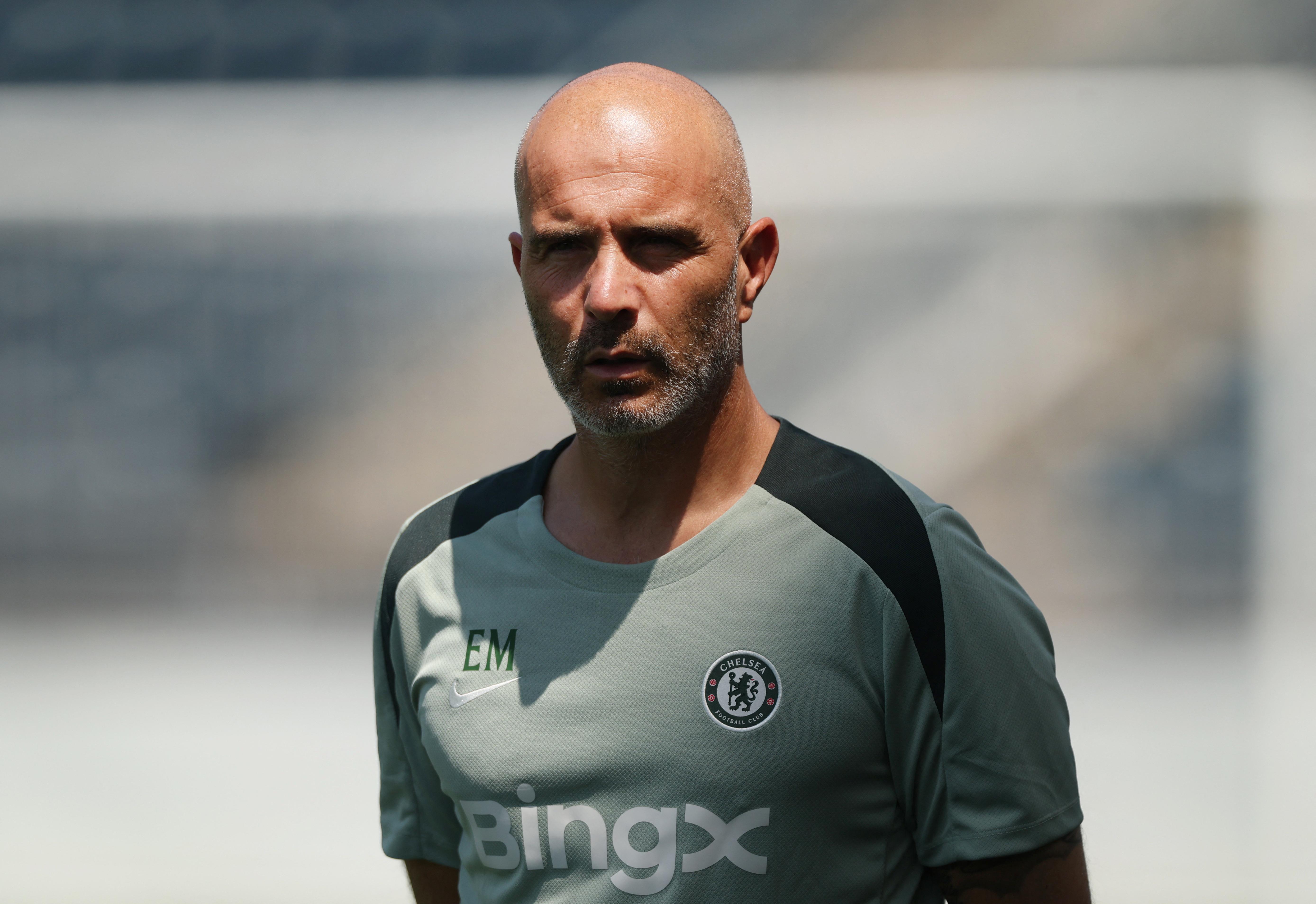 俱乐部已与, 但前提必须, 后对DAZ