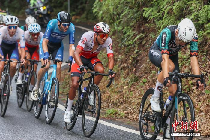 刘力鑫, 是全亚洲本, VSuC